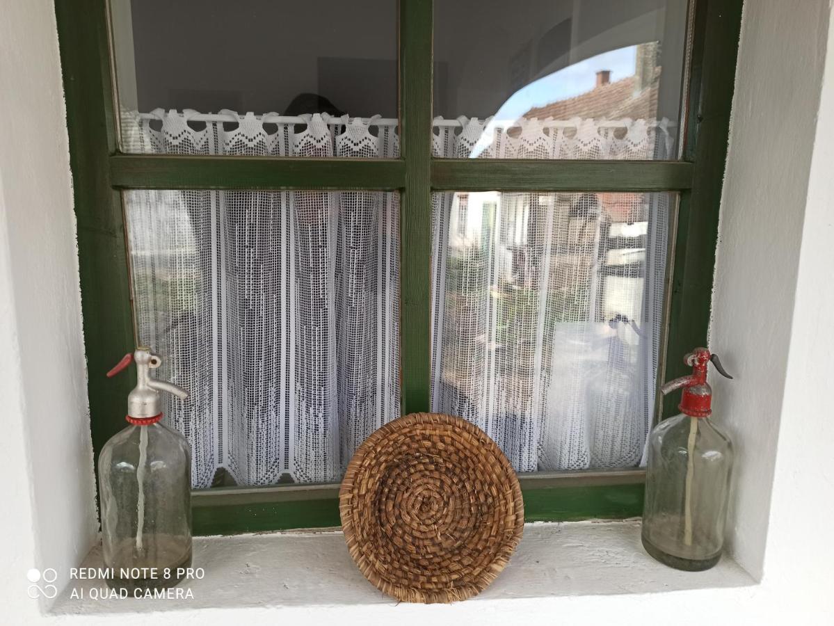 Fuszeres Porta Villa Mihalyfa Luaran gambar