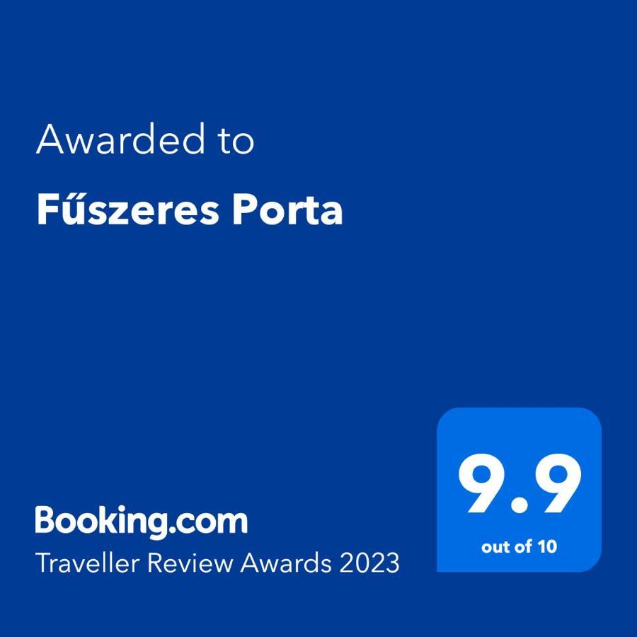 Fuszeres Porta Villa Mihalyfa Luaran gambar